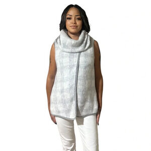 Waverly Grey Riley Vest, Mock Neck Sweater, Turtle Neck Vest. Womens Size Small